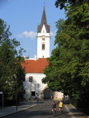 Kostel sv. Jilj a Panny Marie Krlovny